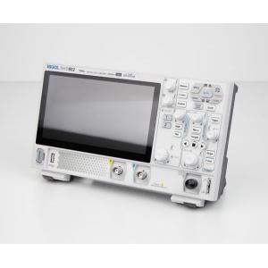 Oscilloscope à mémoire numérique haute résolution de 70 MHz avec 2 canaux, écran tactile et interfaces USB et HDMI.