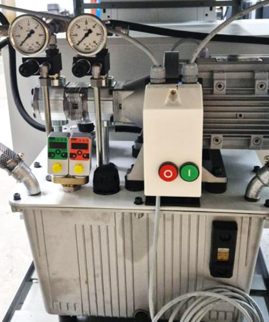 Banc hydraulique industriel double face HLA70-2 (NW6) Manex IoT Avec capteurs et interface suivi via could IoT
