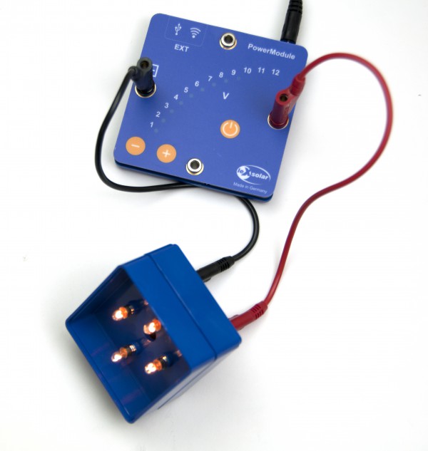 PowerModule alimentation réglable pas de 0.5V de 0...12V / 2A (Sans douilles de sécurité) Livré avec Alimentation enfichable